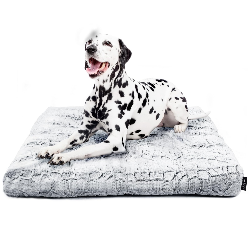 blunique Large Dog Bed Washable, Waterproof Dog Crate Mat, Non-Slip Bottom, Faux Fur Soft P
